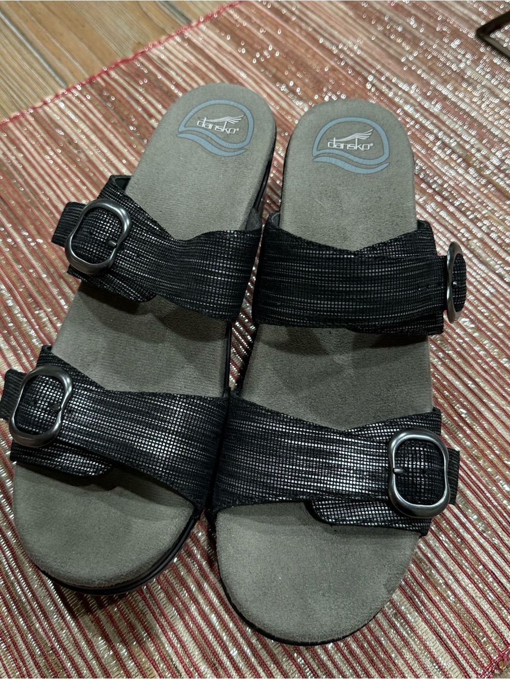 Dansko Sophie Black/Silver Sandals NWOT